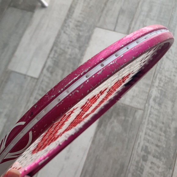 Wilson Triumph Women’s Pink Lightweight Tennis Racket - Picture 7 of 8